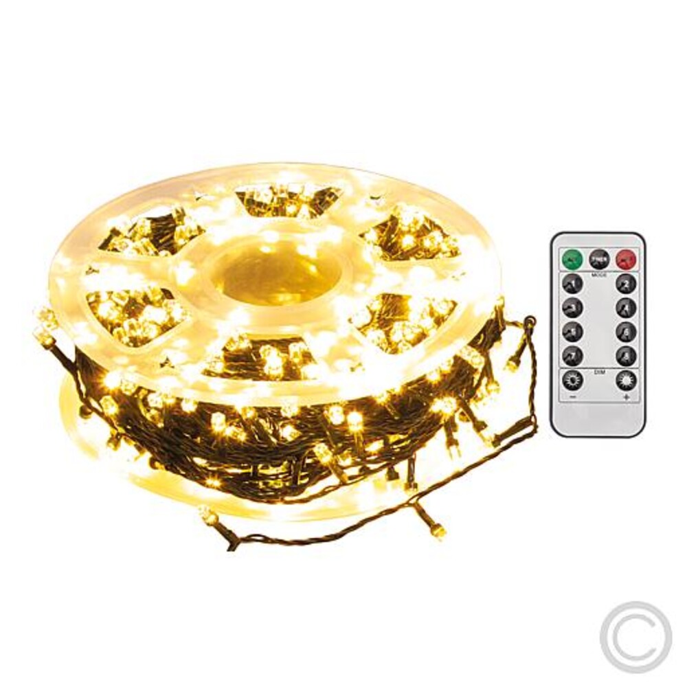 Stimmungsvolle LED Lichterkette von Lotti, strahlend in warmweiß