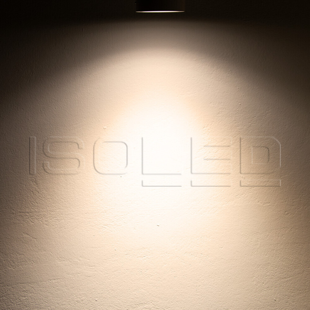 Moderne Isoled LED-Leuchtmittel strahlt helles, variables Licht aus