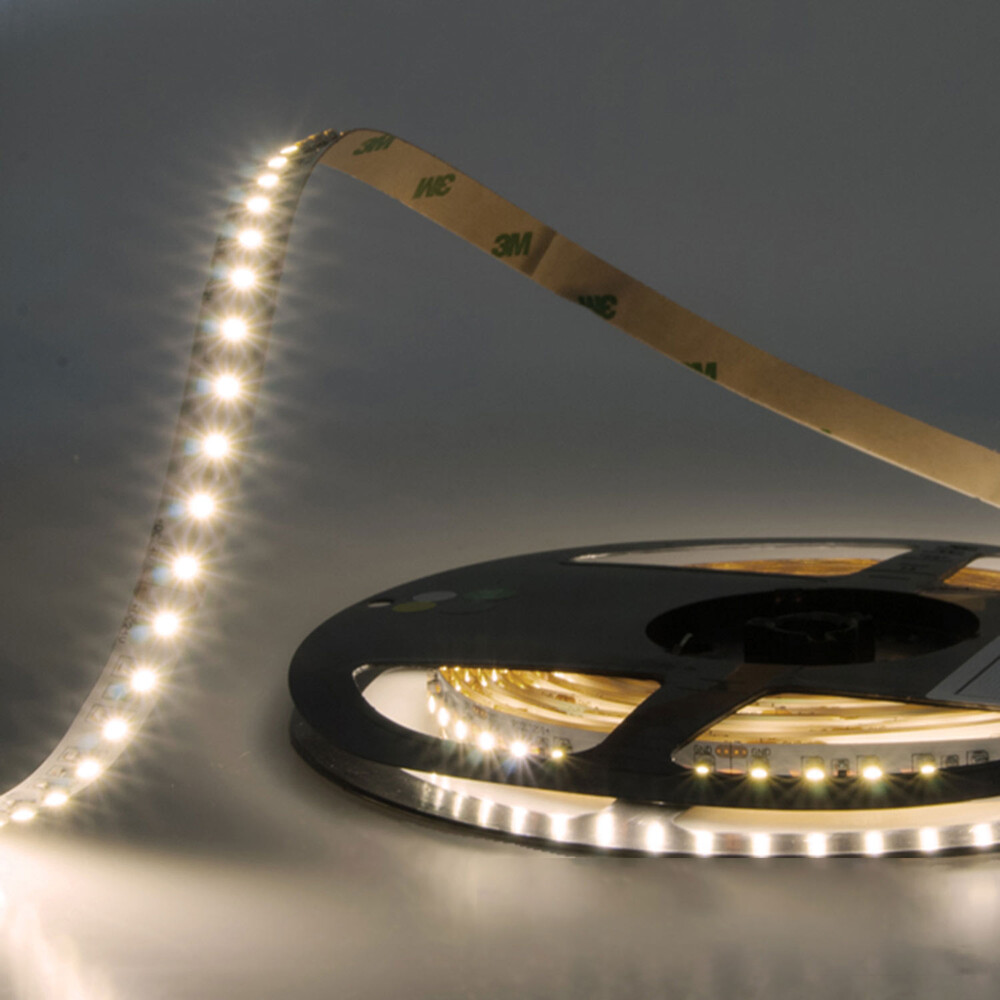 Neutralweißer LED Streifen von Isoled mit hoher Leuchtkraft