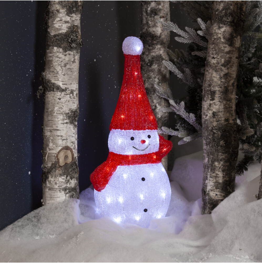 Funkenfrohe Acrylfigur in Form eines Schneemanns von Star Trading, leuchtet in einladendem Weiß und Rot