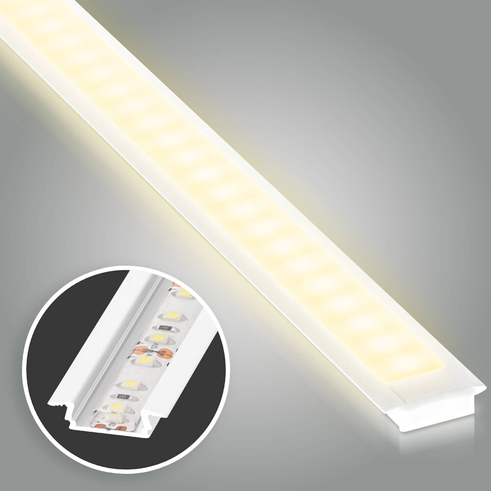 Attraktive warmweiße LED Leiste von LED Universum, ideal für den Einbau