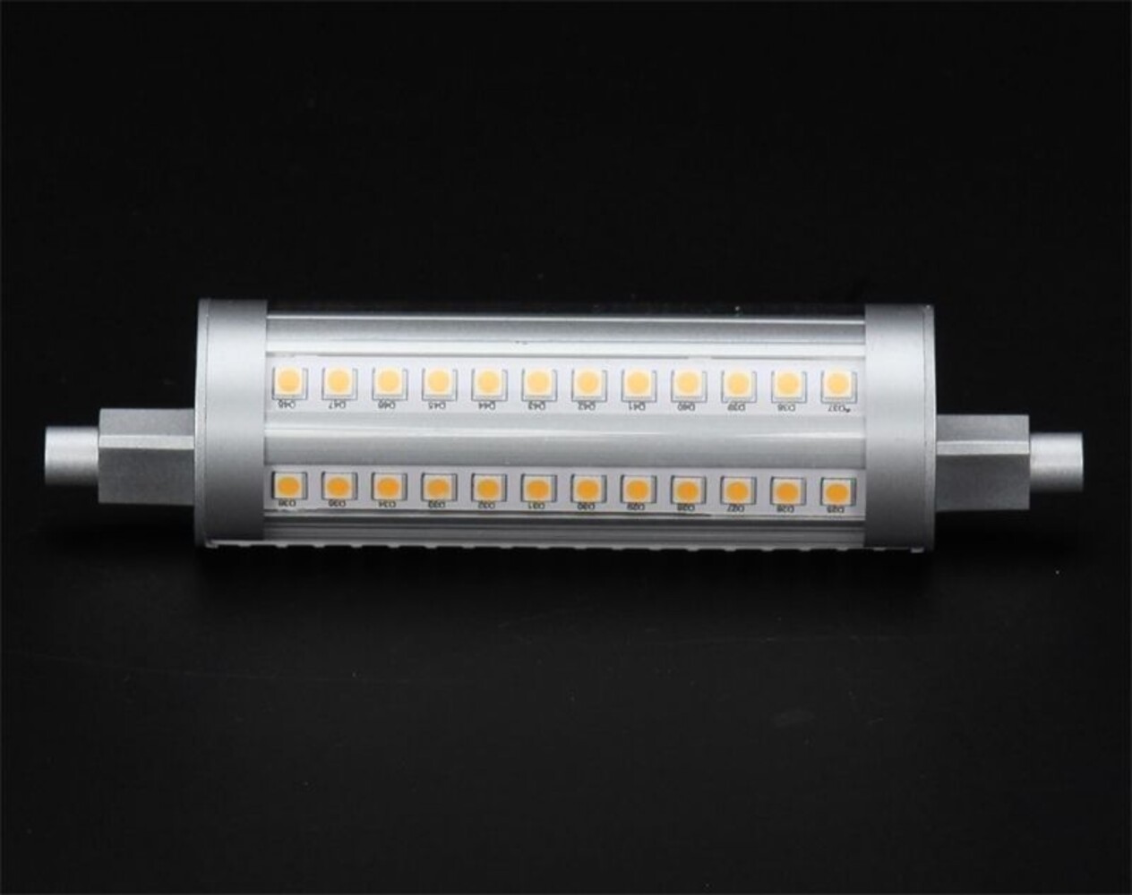 Hochwertiges Leuchtmittel von Phillips CorePro LED linear R7S 118mm