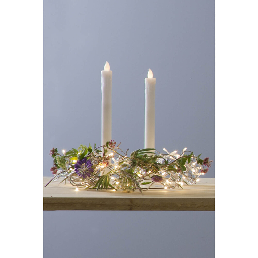 Elegante weiße LED Kerzen von Star Trading mit langer Presse und Schalter oben