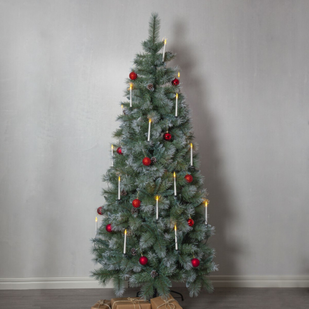 Grüner und weißer Weihnachtsbaum mit Schneedekor und Tannenzapfen von Star Trading