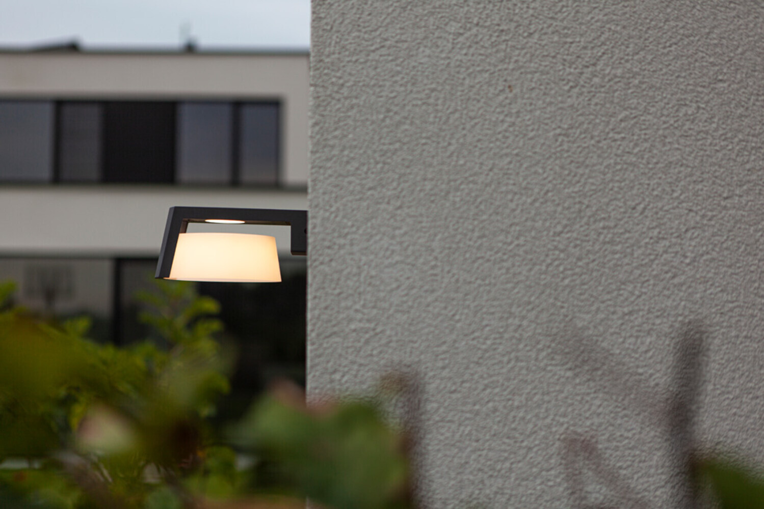 Hochwertige ECO-LIGHT LED Außenleuchte in stilsicherem anthrazit