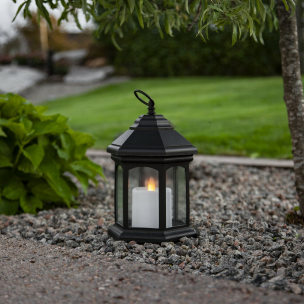 Elegante schwarze LED Kerze von Star Trading aus robustem Kunststoff mit natürlichem Flackern