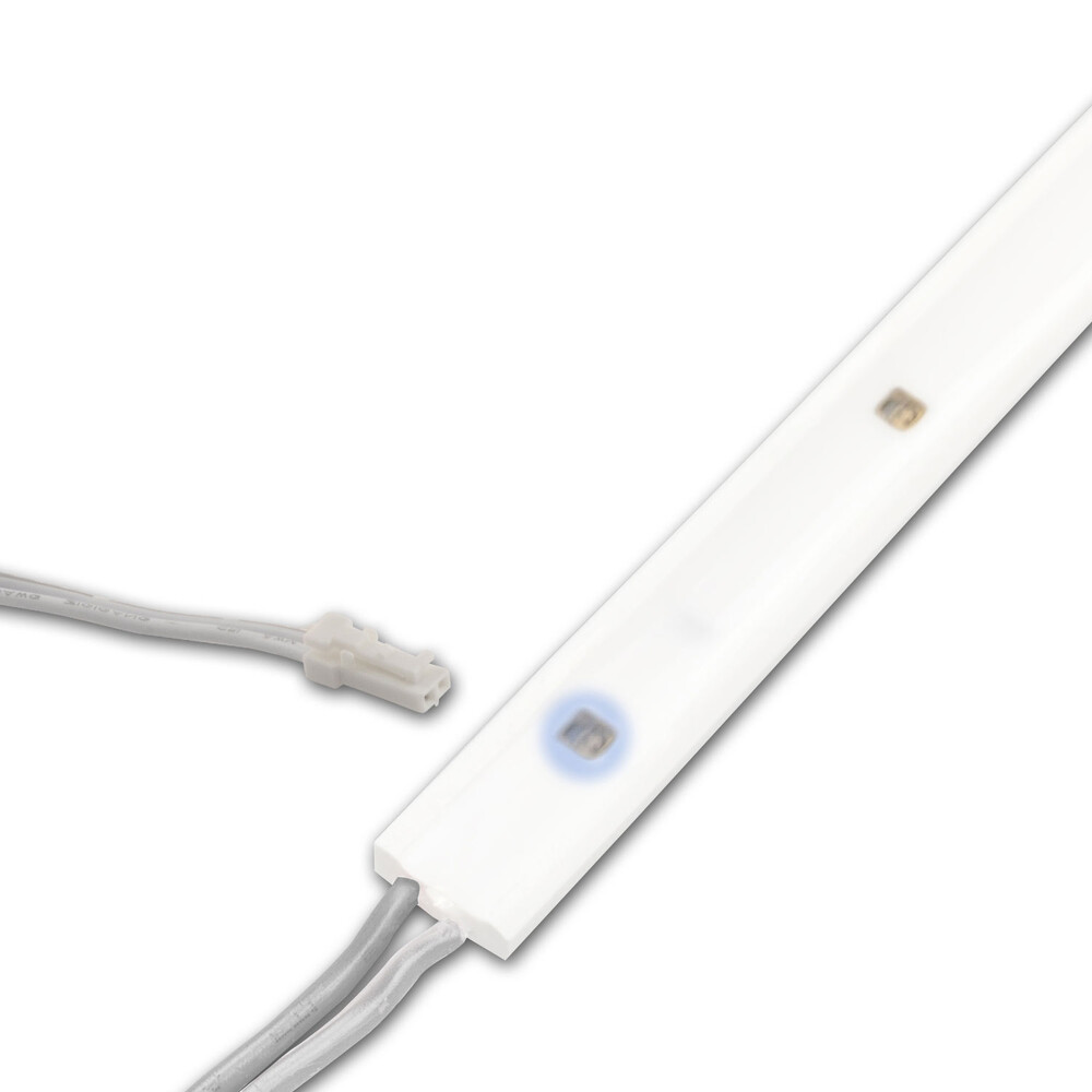 Hochwertiger weißer LED Streifen von Isoled mit UV-C MiniAMP Flexband und IP54 Schutzklasse