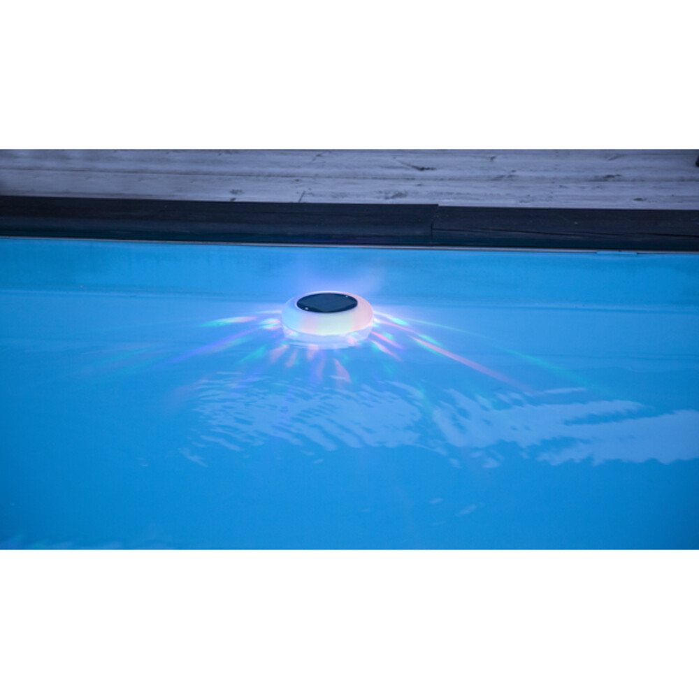 Hochwertige Solarleuchte von Star Trading für den Pool mit einer rotierenden RGB LED, Solarpanel und Akku, weiß, ca 19x9 cm