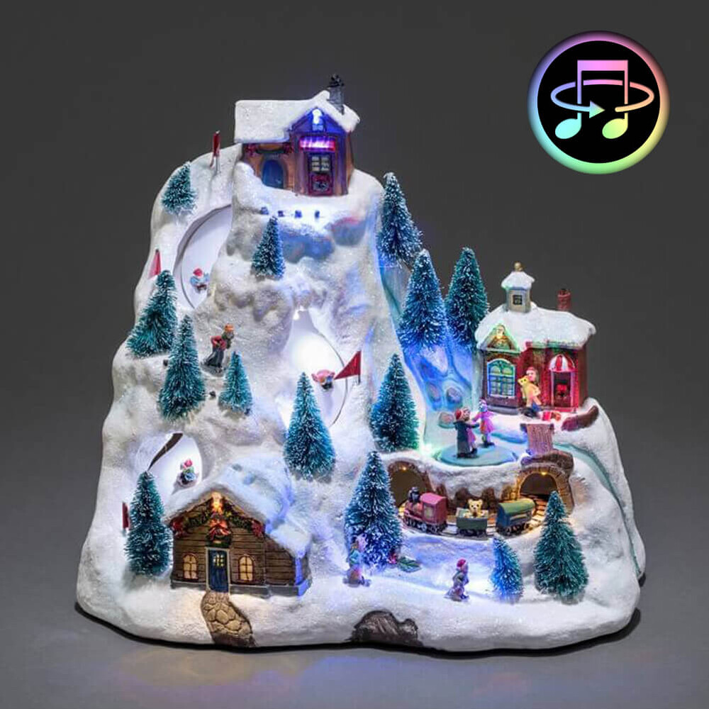 Leuchtende Szenerie Skipiste mit Animation und 8 klassischen Weihnachtsliedern von Konstsmide