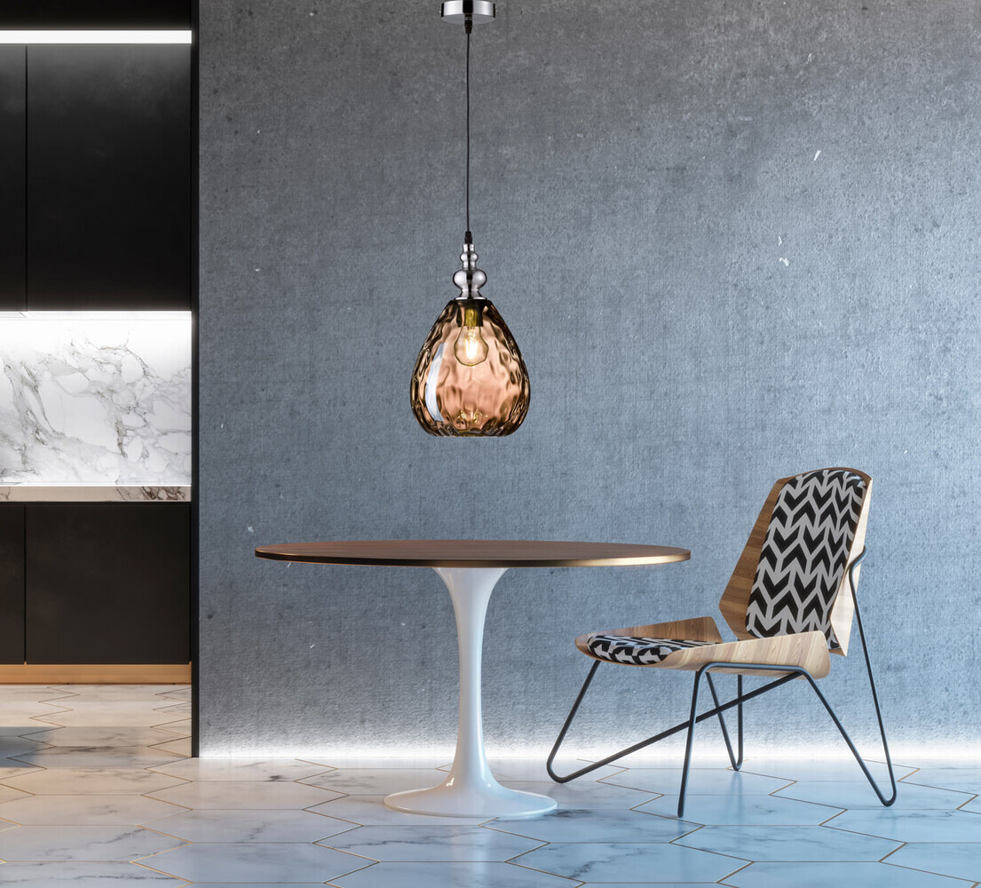 Elegante, nickelfarbene Lampe mit mattem Finish und bernsteinfarbenem Glas von Fischer & Honsel