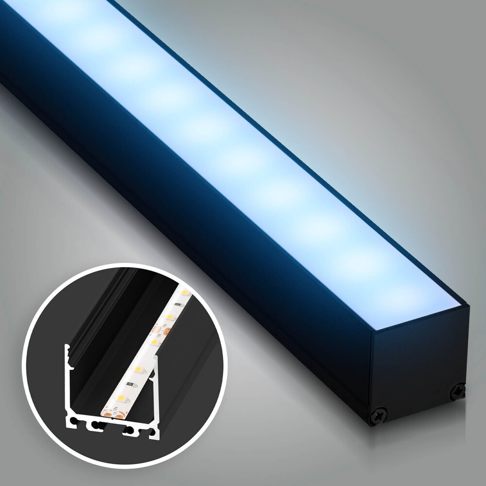 Leuchtende LED Leiste Basic Comfort in strahlendem Kaltweiß von LED Universum