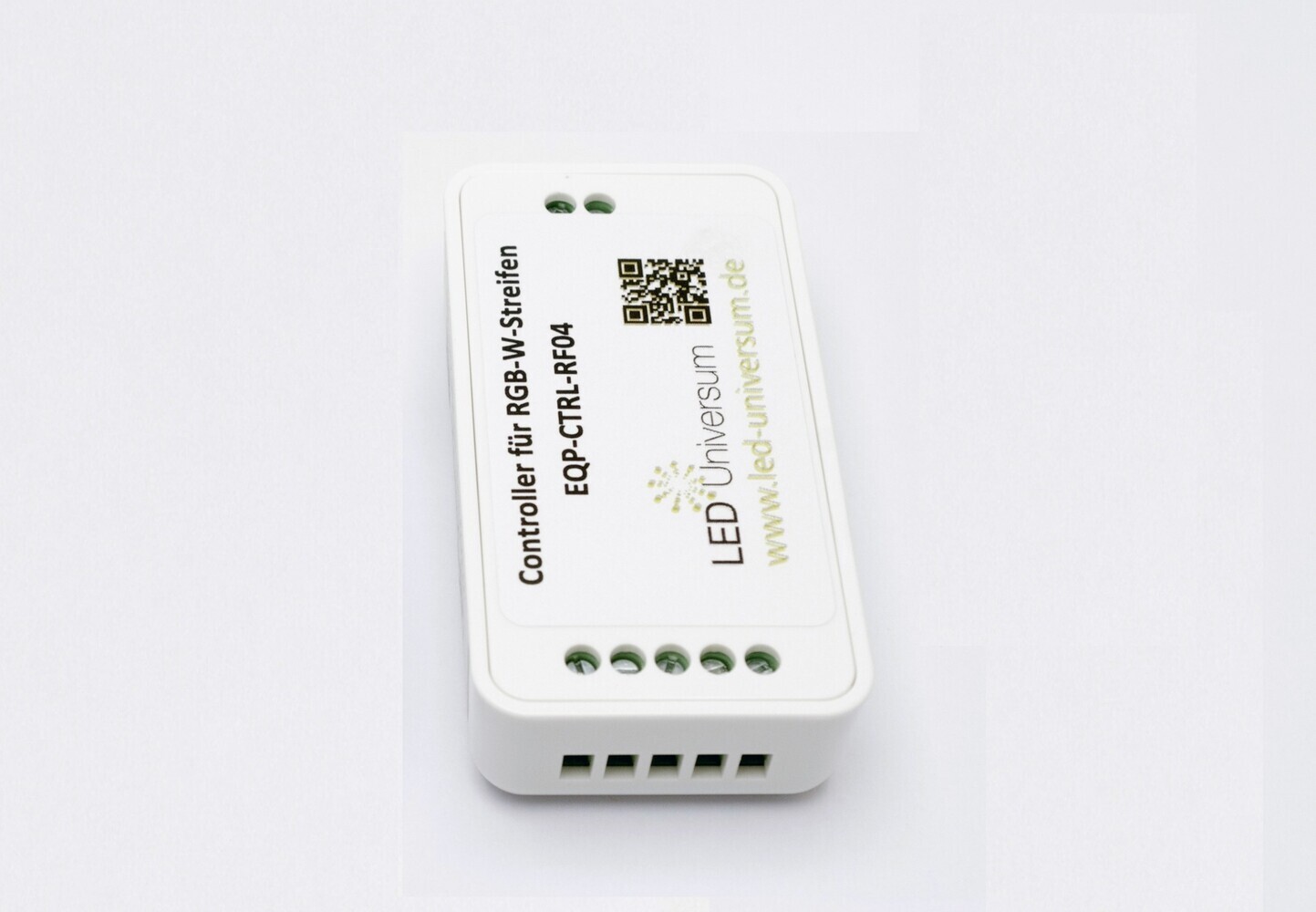 Innovativer Controller für RGBW LED Streifen mit 2 4 GHz Funkfernbedienung von LED Universum