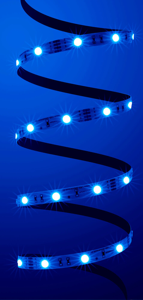 mehrfarbiger LED-Streifen von LED Universum mit inkludierter Fernbedienung