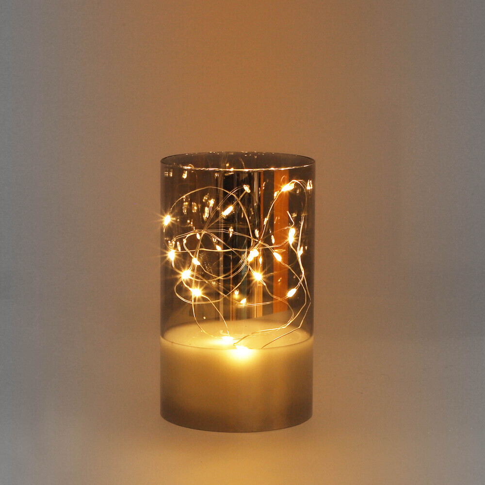 Edle silberne LED Kerze mit Lichterkette von LED Universum für stimmungsvolles Raumlicht