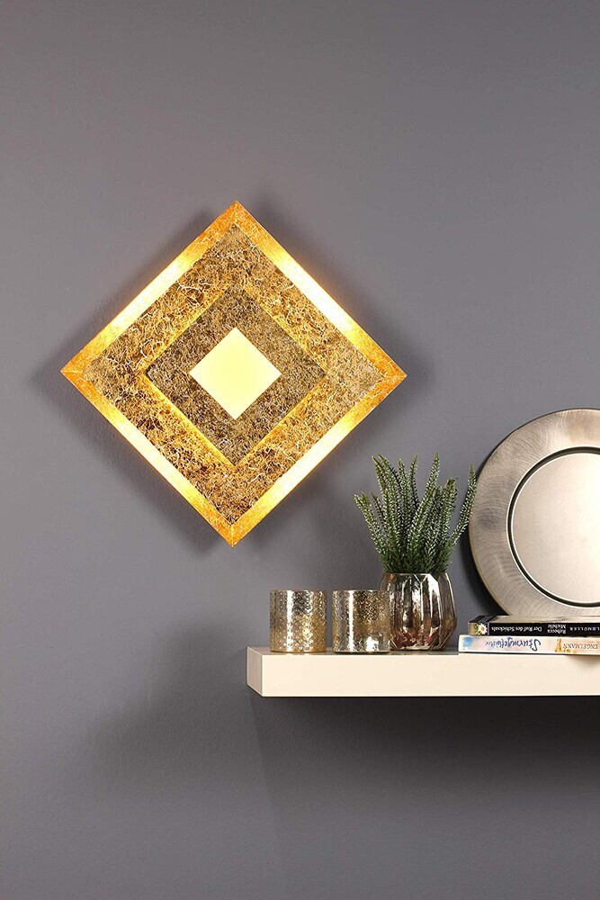 Elegante goldene Wandleuchte von ECO-LIGHT mit einzigartigem Fensterdesign