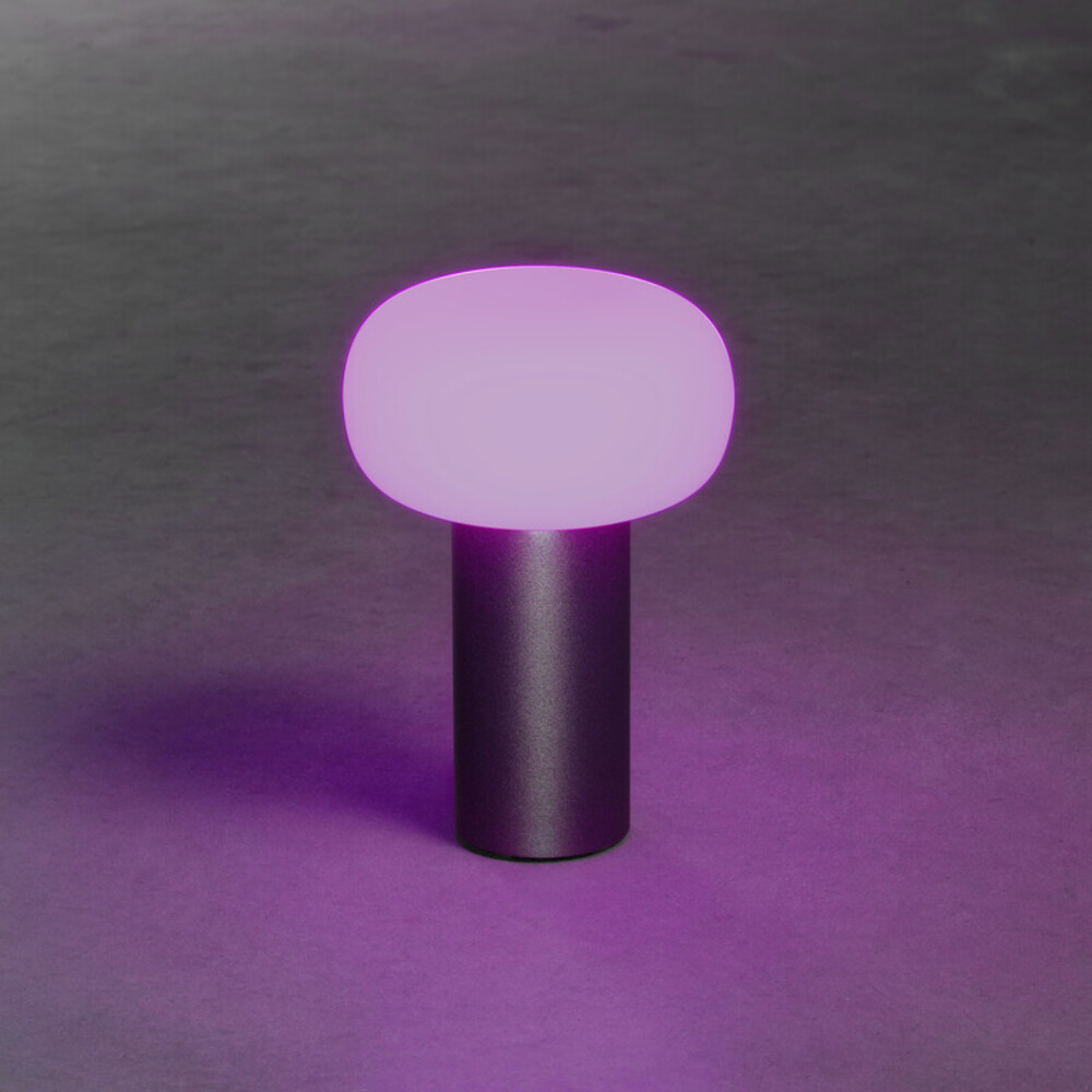 Farbenfrohe dimmbare Tischleuchte von Konstsmide mit RGB-Licht