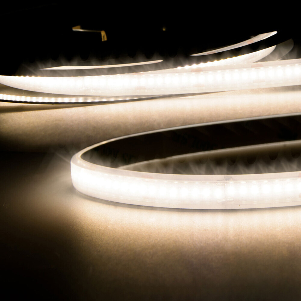 Prächtiger Isoled LED Streifen mit warmweißer Beleuchtung und hoher Flexibilität