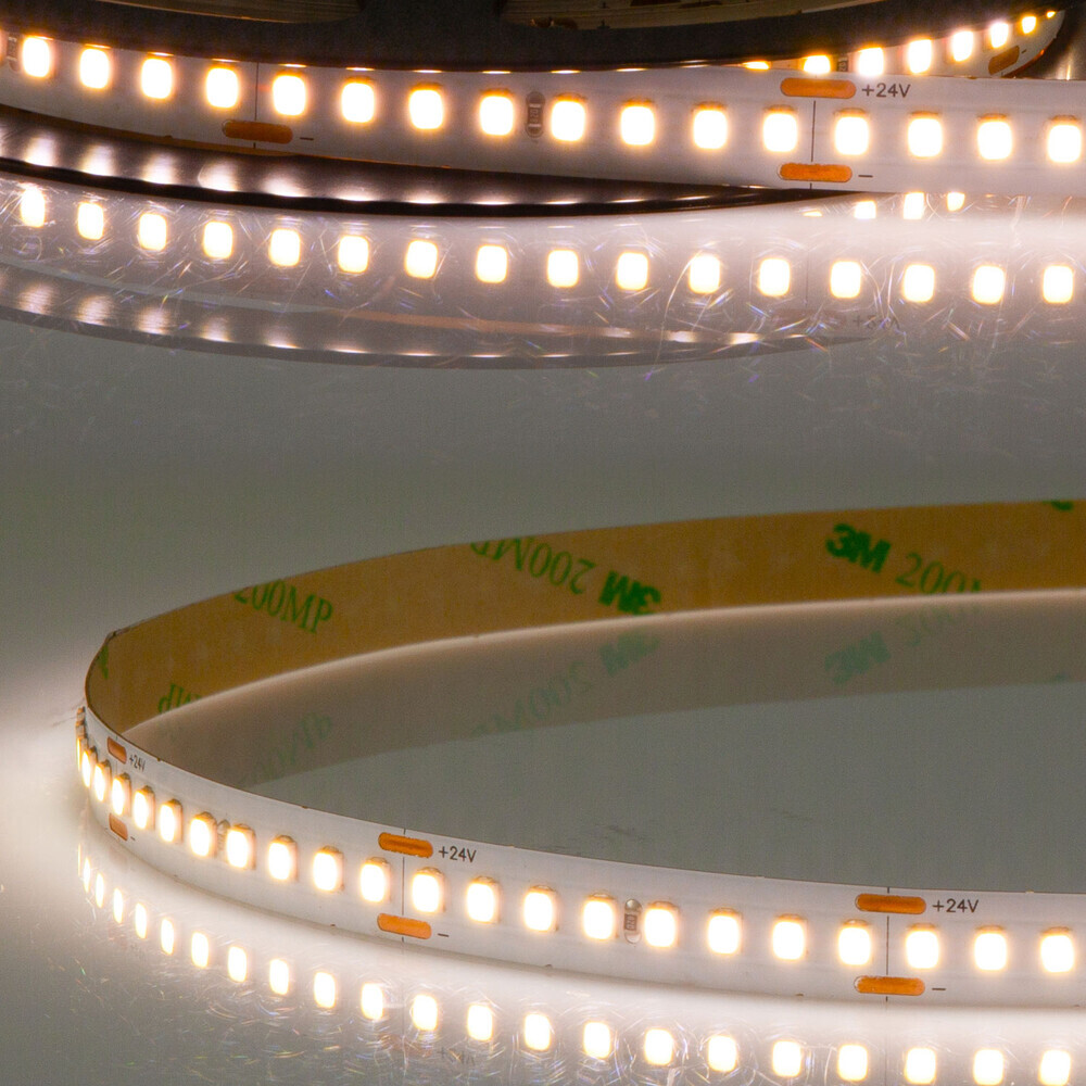 Hochwertiger LED-Streifen von Isoled, strahlend hell und energieeffizient