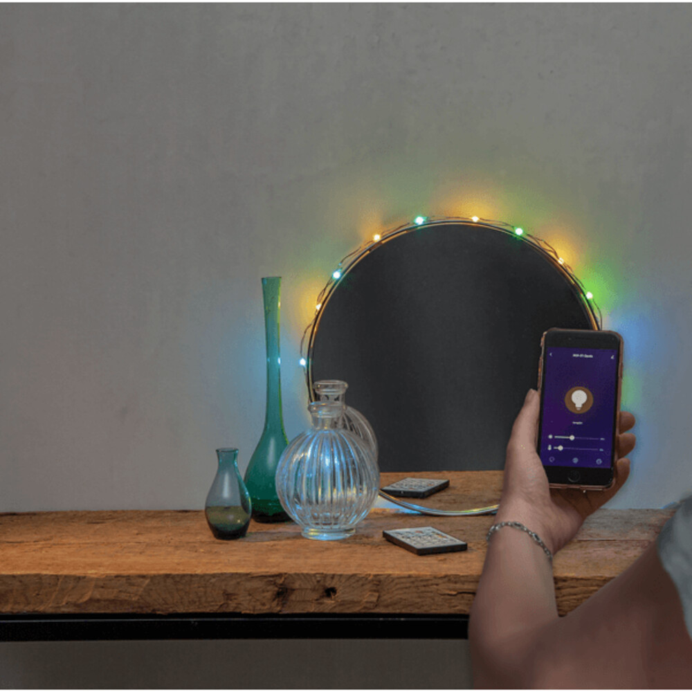 Schimmernde Lichterkette von Star Trading mit Smart Home Funktion und zauberhaften LED-Farben