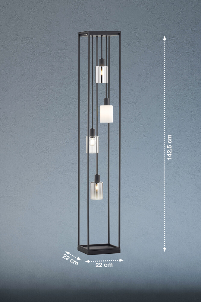 Eine stilvolle Stehlampe aus Metall in Sandschwarz von Fischer & Honsel