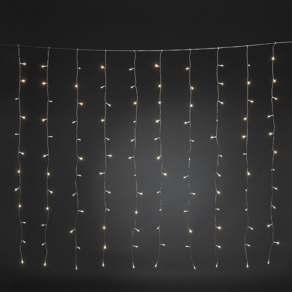 Leuchtender LED Lichtervorhang von Konstsmide mit warmweißen Dioden und transparentem Kabel