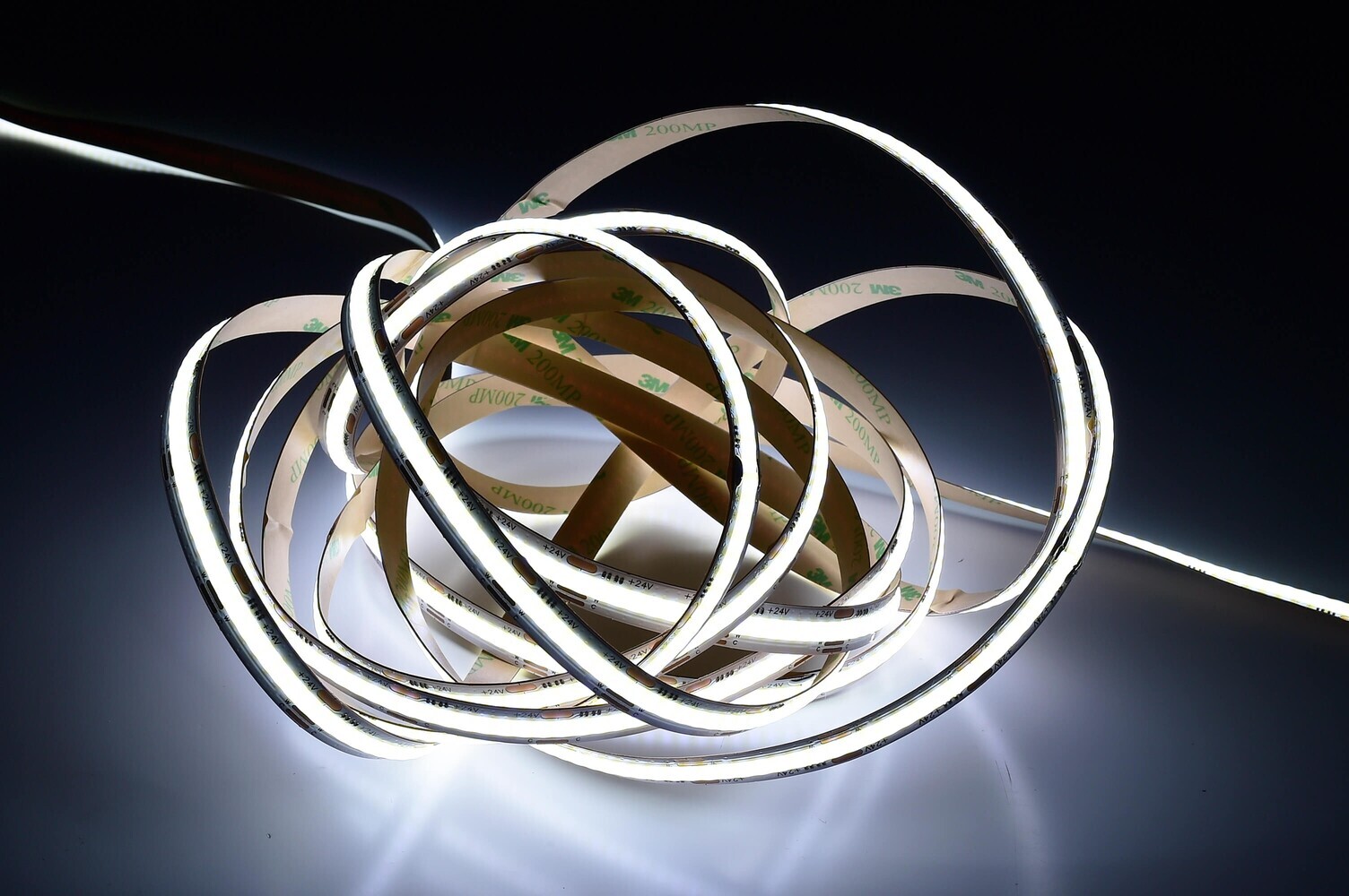 Prächtiger flexibler LED-Streifen von Deko-Light in variantenreichem 2700-6500K Weißton