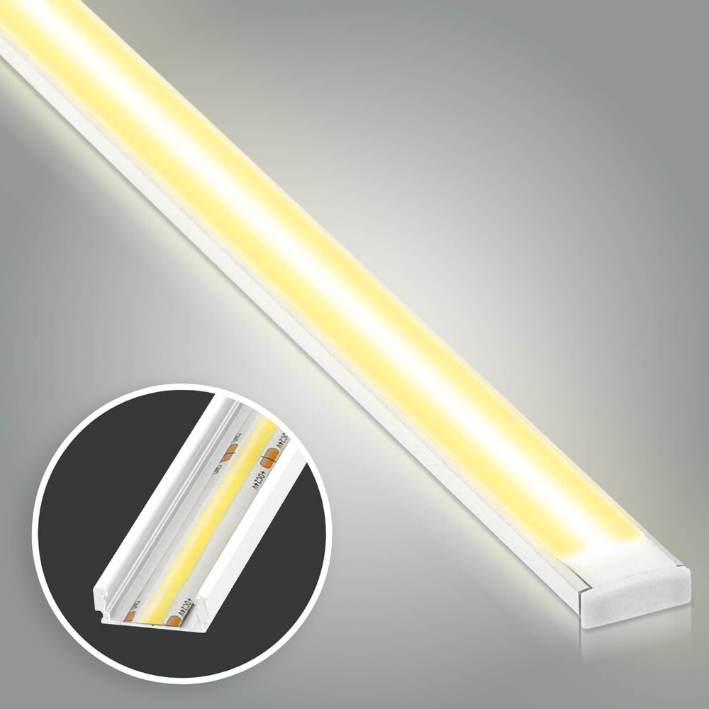 Schmale, warmweiße LED Leiste von LED Universum für Premium Beleuchtung