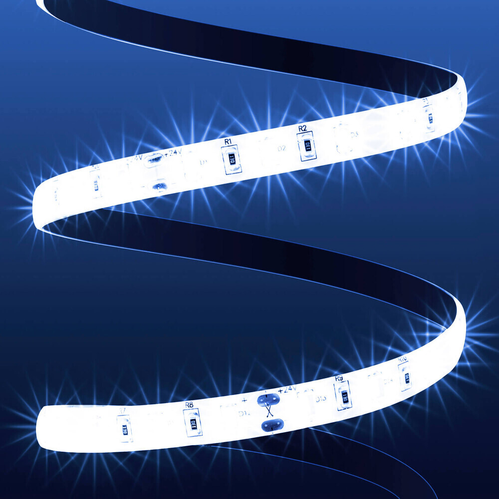 Premium kaltweißer LED Streifen von LED Universum mit High Power und IP65 Schutz