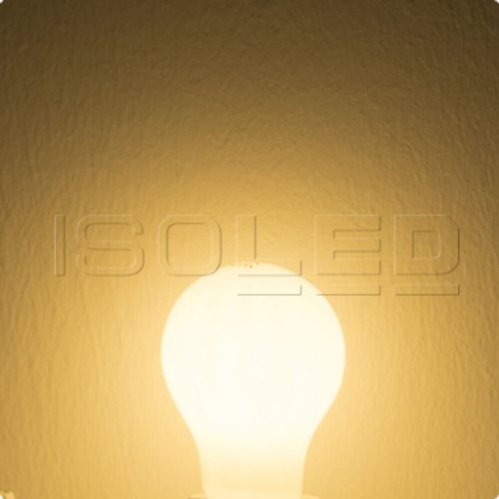 Schickes und dimmbares LED-Leuchtmittel von Isoled mit warmweißer Lichtfarbe