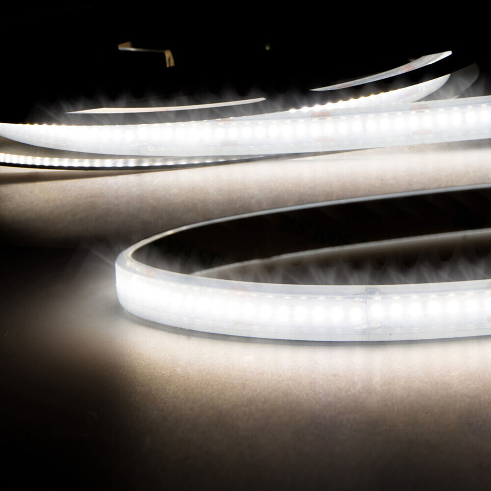 hochwertiger neutralweißer LED Streifen von Isoled zur flexiblen und individuellen Beleuchtung