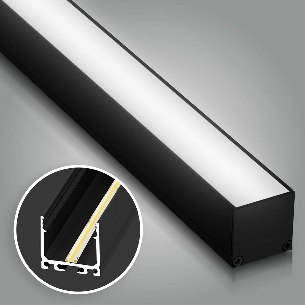 Schwarze LED Leiste Premium von LED Universum in neutralweiß, perfekt für einen edlen und hellen Aufbau