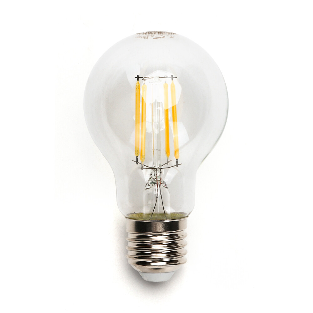 Hochwertiges E27 LED-Leuchtmittel von LED Universum in warmer Lichtfarbe