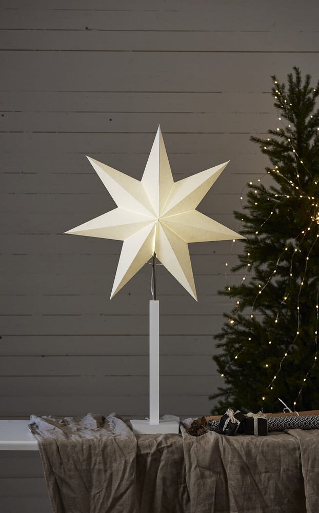 Elegante Stehlampe von der Marke Star Trading mit E14-Fassung, aus hochwertigem Holz und Papier in beige weißem Farbdesign und etwa 100 cm Höhe
