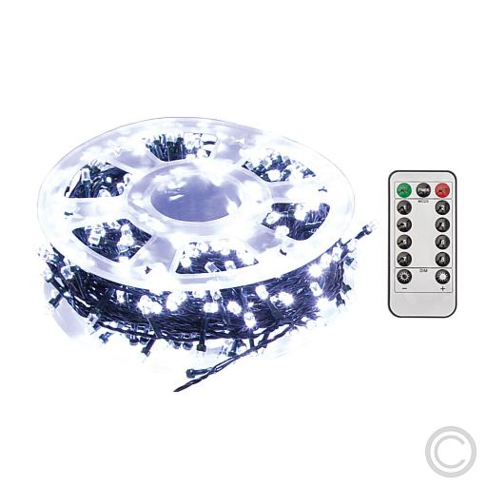 Bild einer dekorativen 500 LED kaltweißen Lichterkette von der Marke Lotti