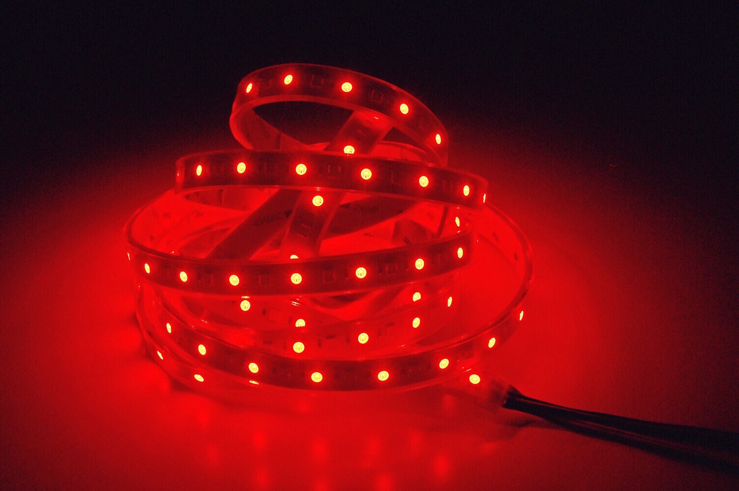 Hochwertige Deko-Light LED Streifen, mit leuchtenden und warmen Farben von 2700K bis 6500K