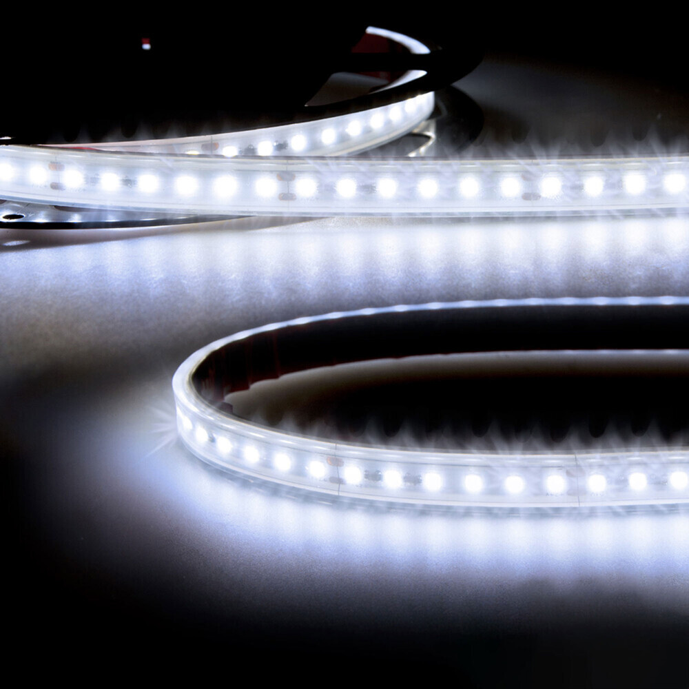 Hochwertiger LED Streifen von Isoled, ideal zur Beleuchtung in kaltweißen Tönen