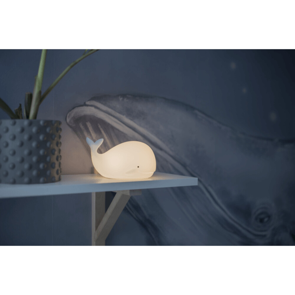 Hübsches LED Nachtlicht, in Form eines Wal, in Weiß mit einstellbaren Farben, von Star Trading