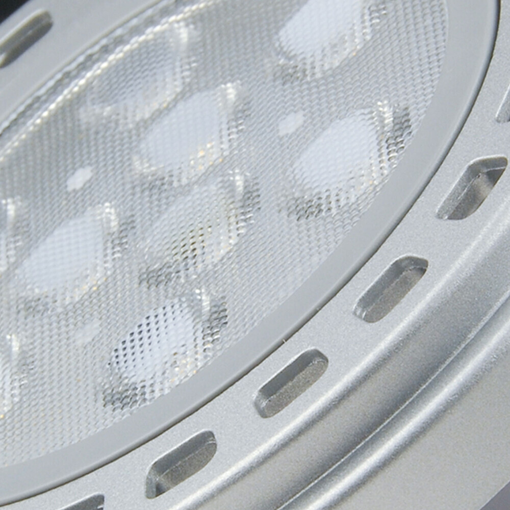 Hochwertiges LED-Leuchtmittel von Isoled mit warmweißer Beleuchtung
