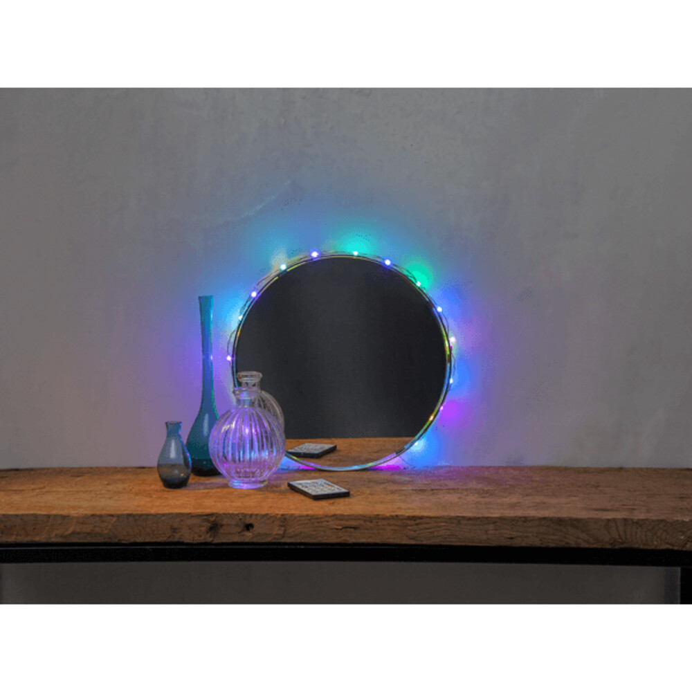 Leuchtende und farbenfrohe LED Lichterkette von Star Trading mit Fernbedienung für Farbwechsel