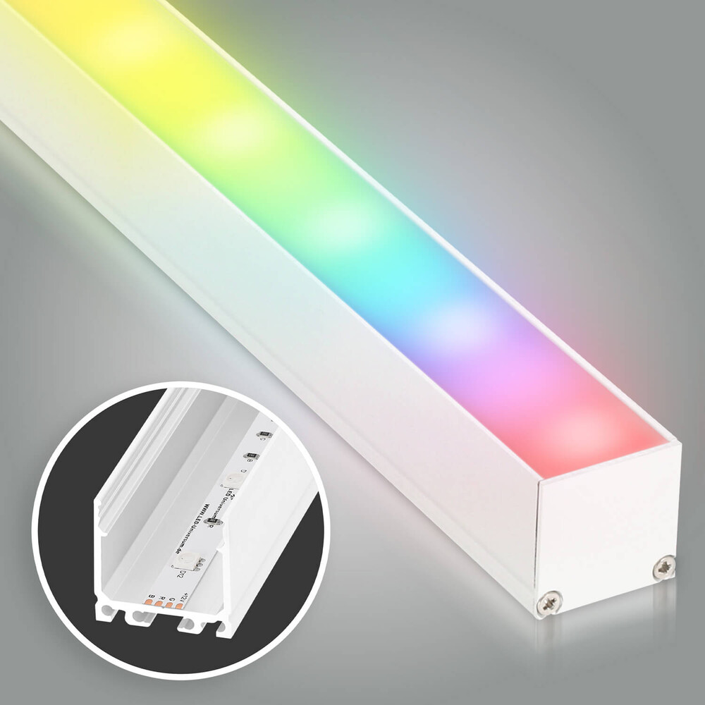 Weiße, hochqualitative LED Leiste von LED Universum, großzügig mit 30 LED pro Meter bestückt