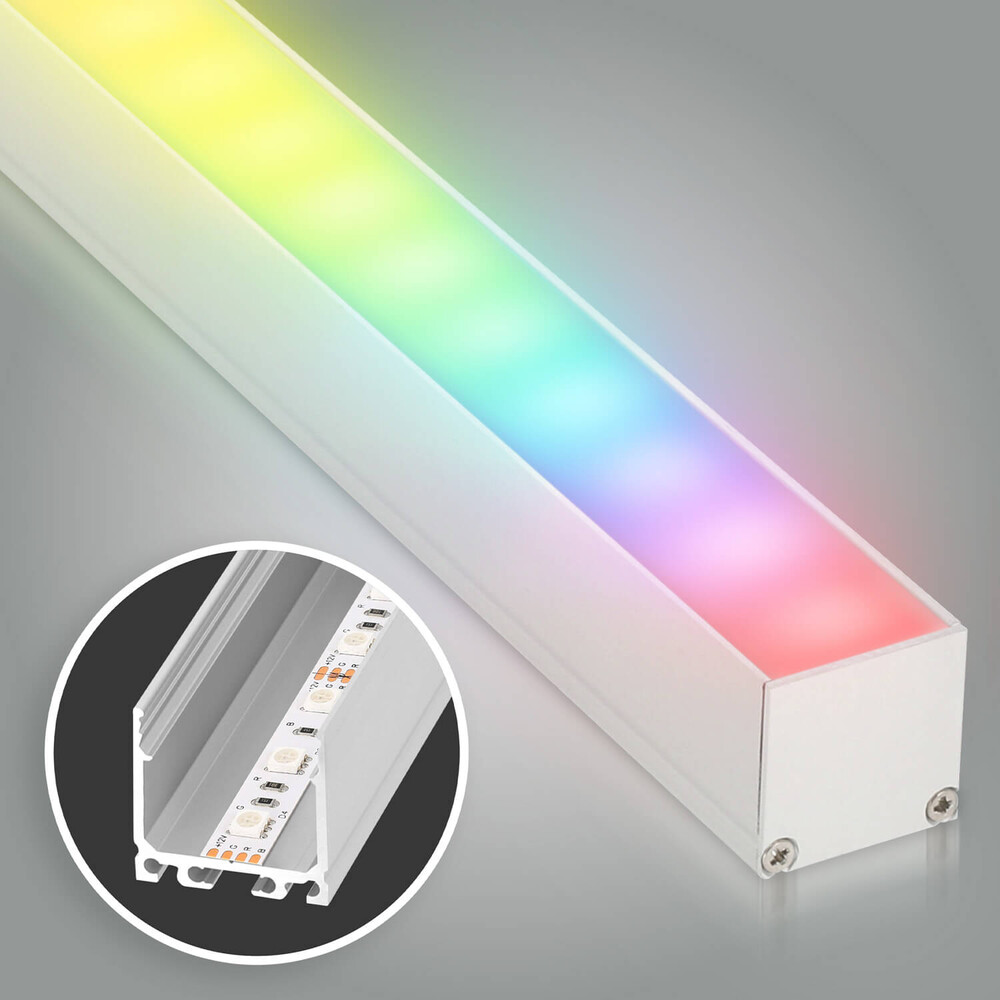 Exzellente silberne LED Leiste von LED Universum mit farbenfrohen RGB Lichtern