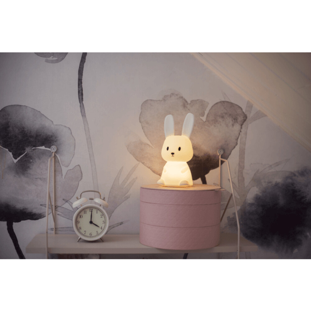 Weißes LED Nachtlicht in Form eines süßen Hasen, hergestellt von Star Trading mit einstellbaren Farben und Touchsensor