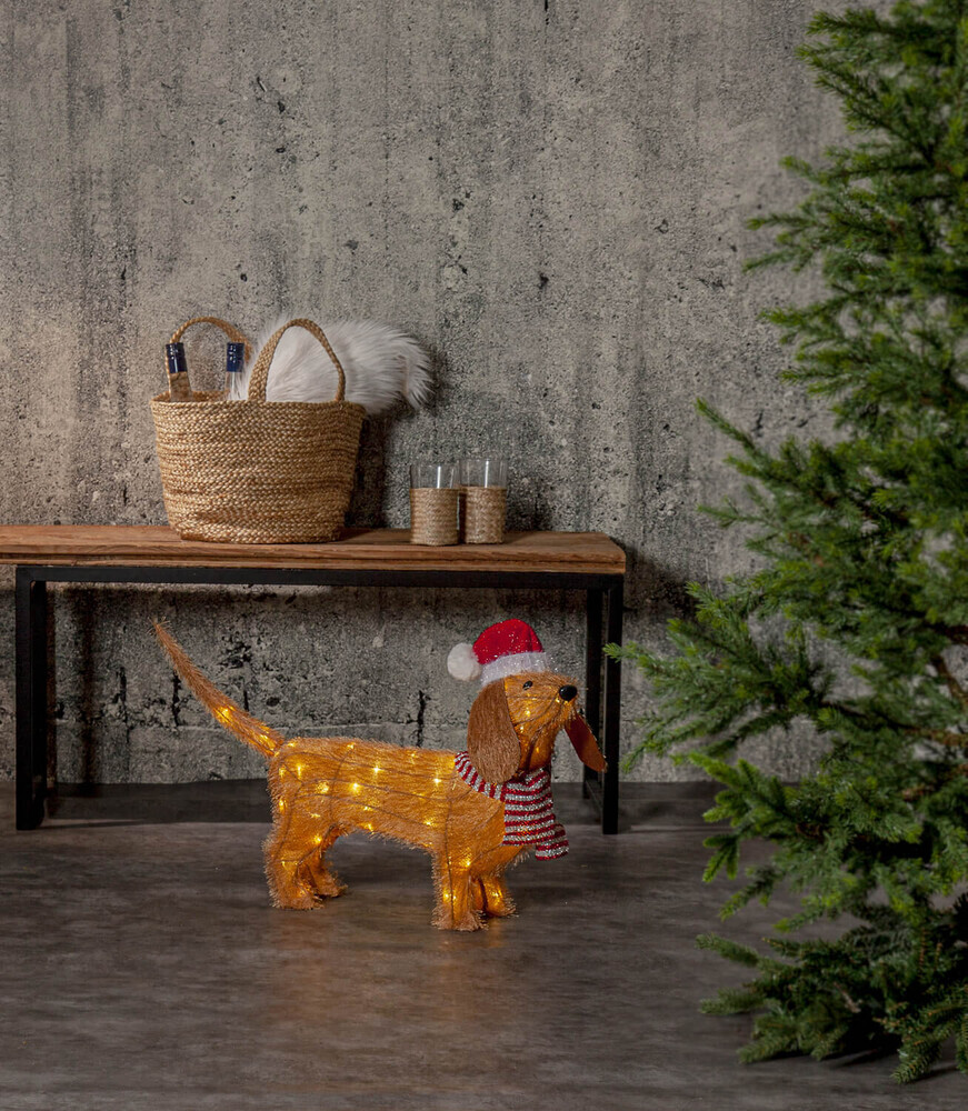 Starke LED-Figur Tecidy Hund mit warmweißen Lichtern von Star Trading für den Außenbereich