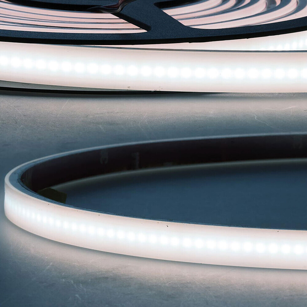 Hochqualitativer LED Streifen von Isoled, elegant und funktional