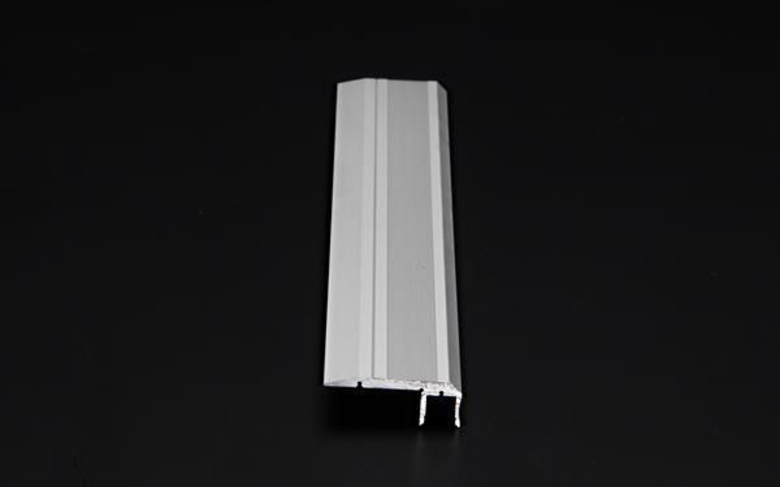matt silbernes Deko-Light LED Profil für Treppenstufen, geeignet für 10 bis 11,3 mm LED Stripes