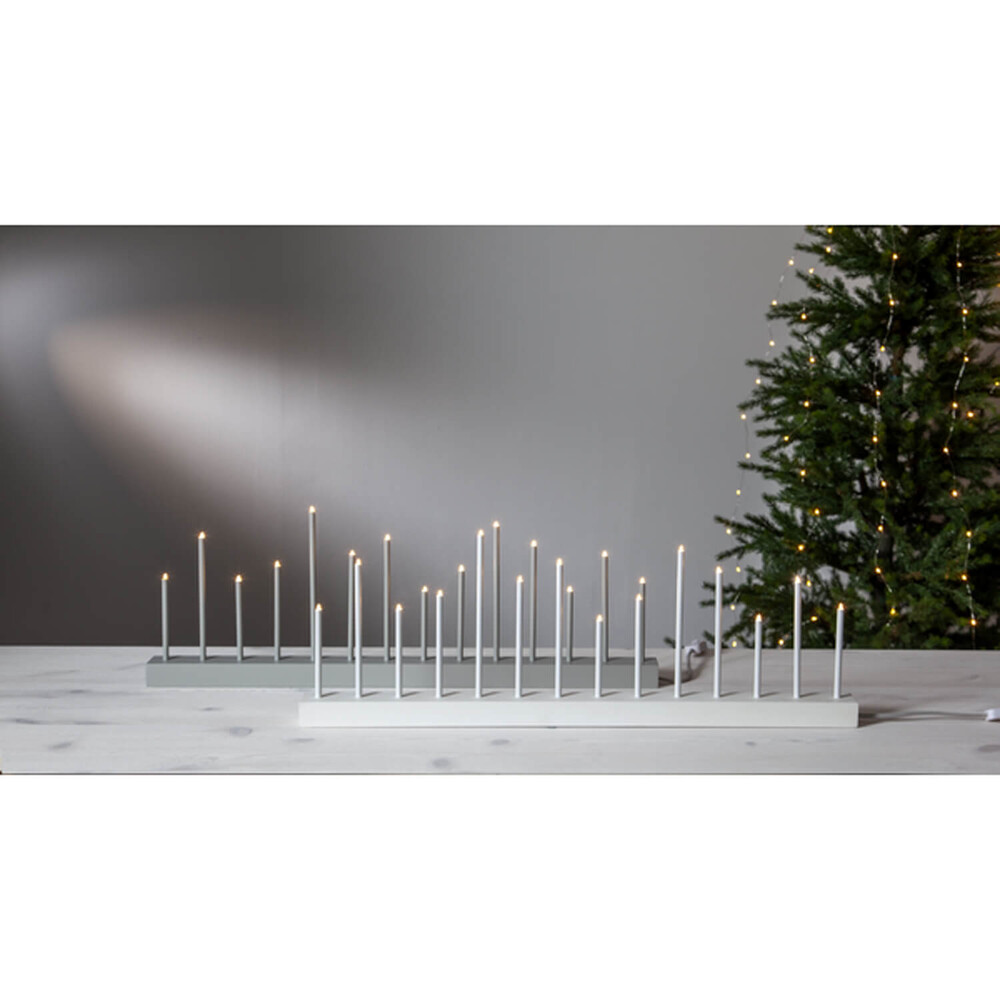 Leuchter von Star Trading - eleganter weißer Holzleuchter mit 14 flammigen LED Lichtern