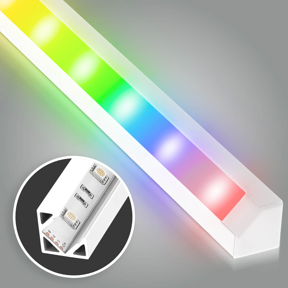 Hochwertige LED Leiste von LED Universum in weiß, einfache Montage, ideal für jede Ecke