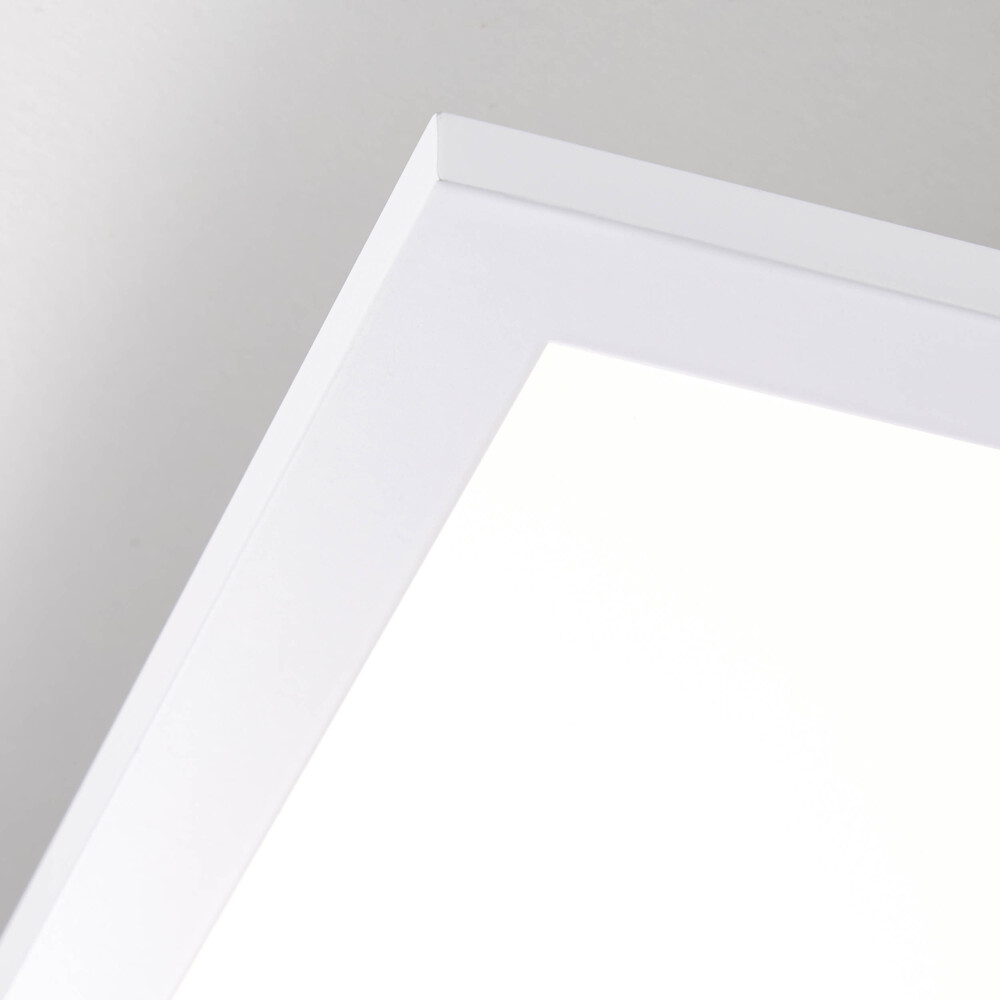 Brilliant LED Panel in weißem warmweißem Design