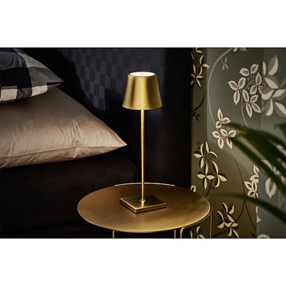 Elegante goldene Leselampe Nuindie von SIGOR, perfekt für mobile Beleuchtung