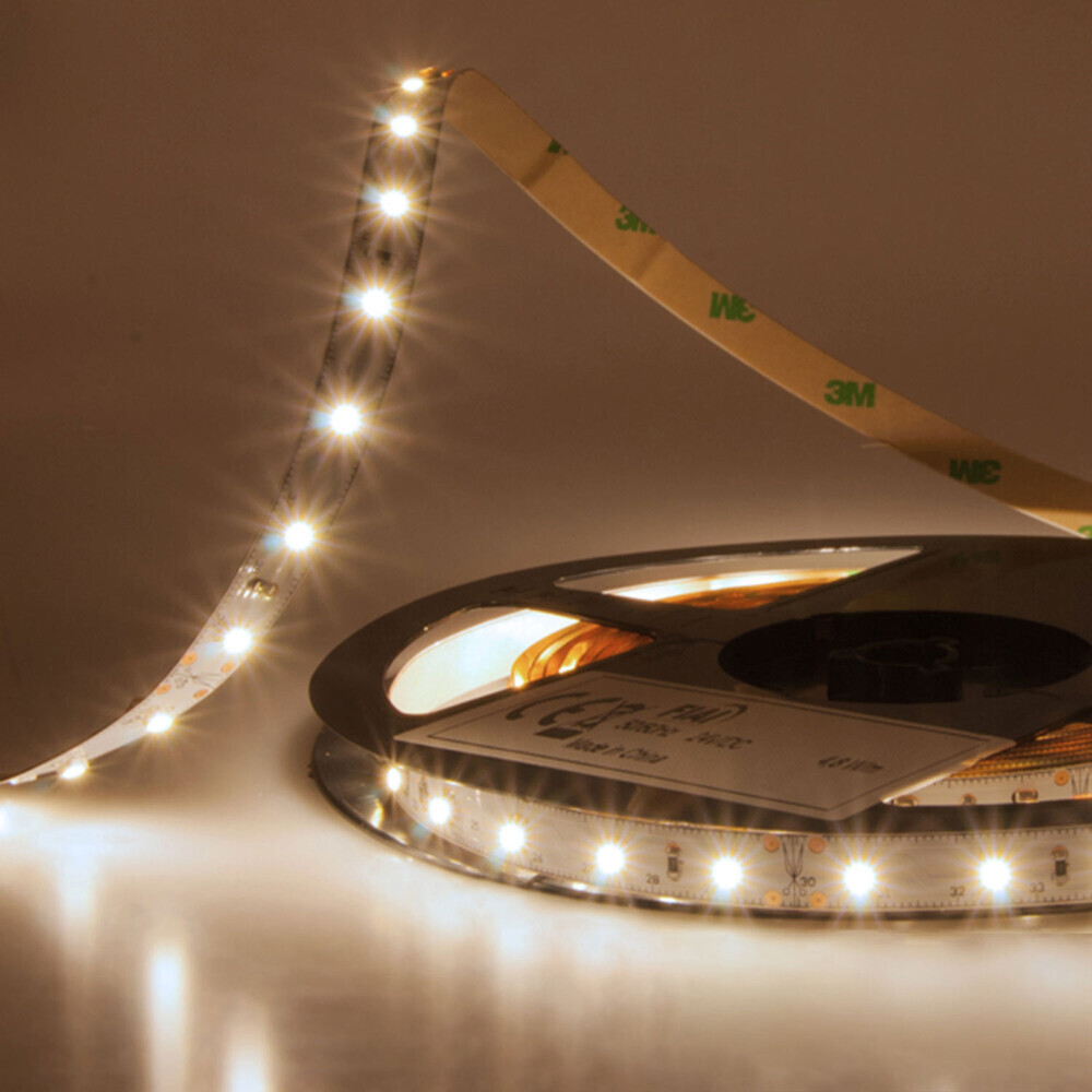 Hochwertiger LED-Streifen von Isoled, der warmes Licht abgibt